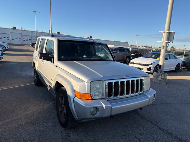 Used 2008 Jeep Commander Sport AWD/4WD image 21