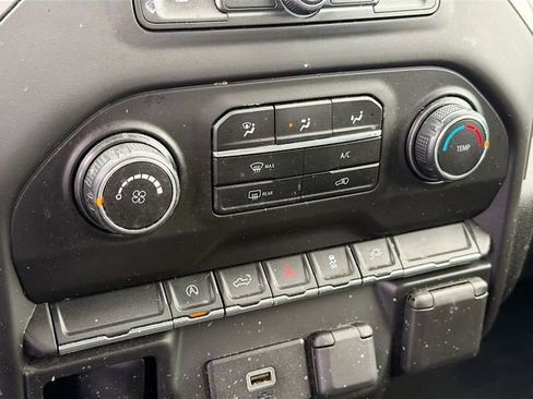 Certified 2020 Chevrolet Silverado 1500 Custom w/ Custom Value Package image 15