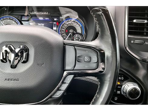 Used 2022 RAM 1500 Limited w/ Body-Colour Bumper Group AWD/4WD image 19
