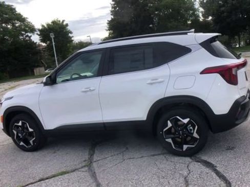 New 2026 Kia Seltos EX image 8