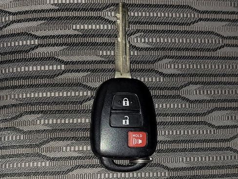 Used 2021 Toyota Tundra SR5 image 32