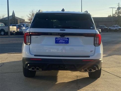 New 2026 Ford Explorer ST w/ Sun And Sound Package image 3