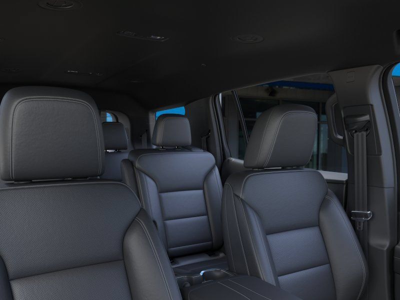 New 2027 Chevrolet Traverse LT w/ Midnight/Sport Edition FWD image 24