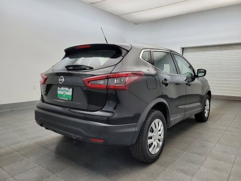Used 2020 Nissan Rogue Sport S image 9
