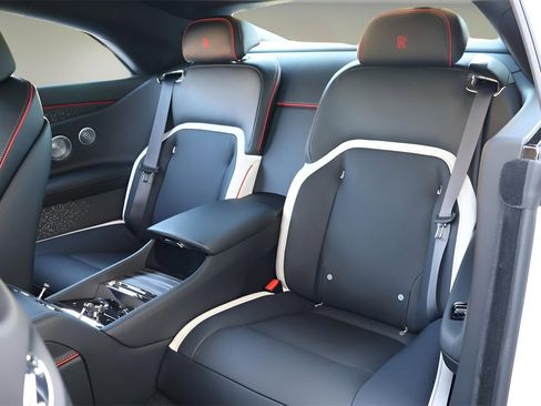 New 2026 Rolls-Royce Spectre image 15