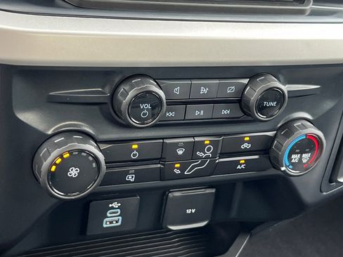 Certified 2024 Ford F350 XLT image 20