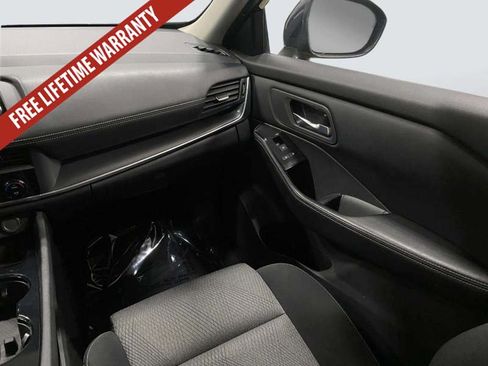Used 2025 Nissan Rogue SV AWD/4WD image 26