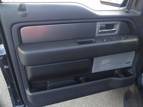 Used 2010 Ford F150 Raptor image 30