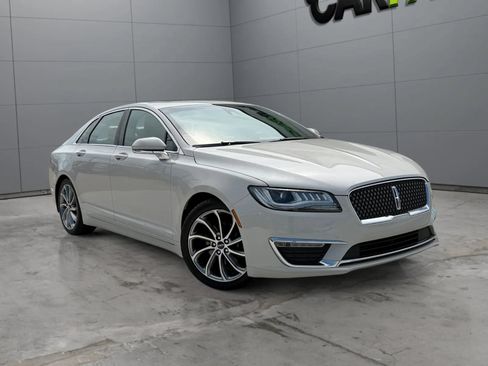 Used 2019 Lincoln MKZ Reserve w/ Reserve Plus Package FWD image 1