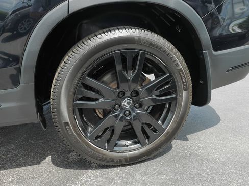 Used 2022 Honda Pilot Black Edition image 9