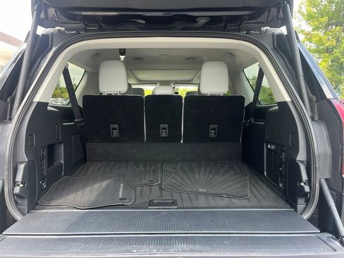 Used 2025 Ford Expedition Max Platinum AWD/4WD image 11