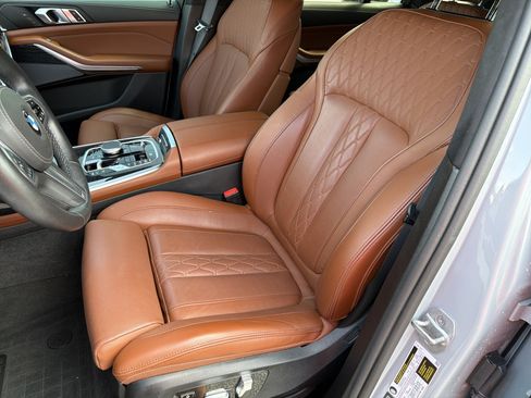Certified 2025 BMW X7 xDrive40i w/ M Sport Package AWD/4WD image 18