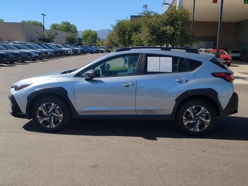Used 2026 Subaru Crosstrek 2.5i Premium AWD/4WD image 2