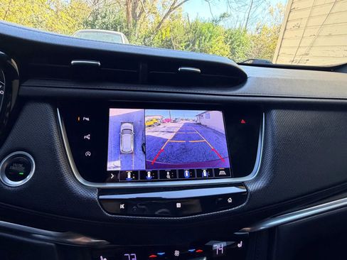 Used 2020 Cadillac XT5 Premium Luxury image 10