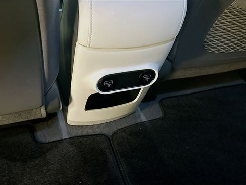 Used 2024 Hyundai Ioniq 5 SEL image 28