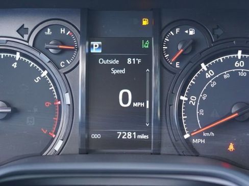 Used 2023 Toyota 4Runner SR5 Premium image 23