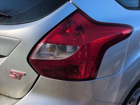 Used 2014 Ford Focus ST image 11