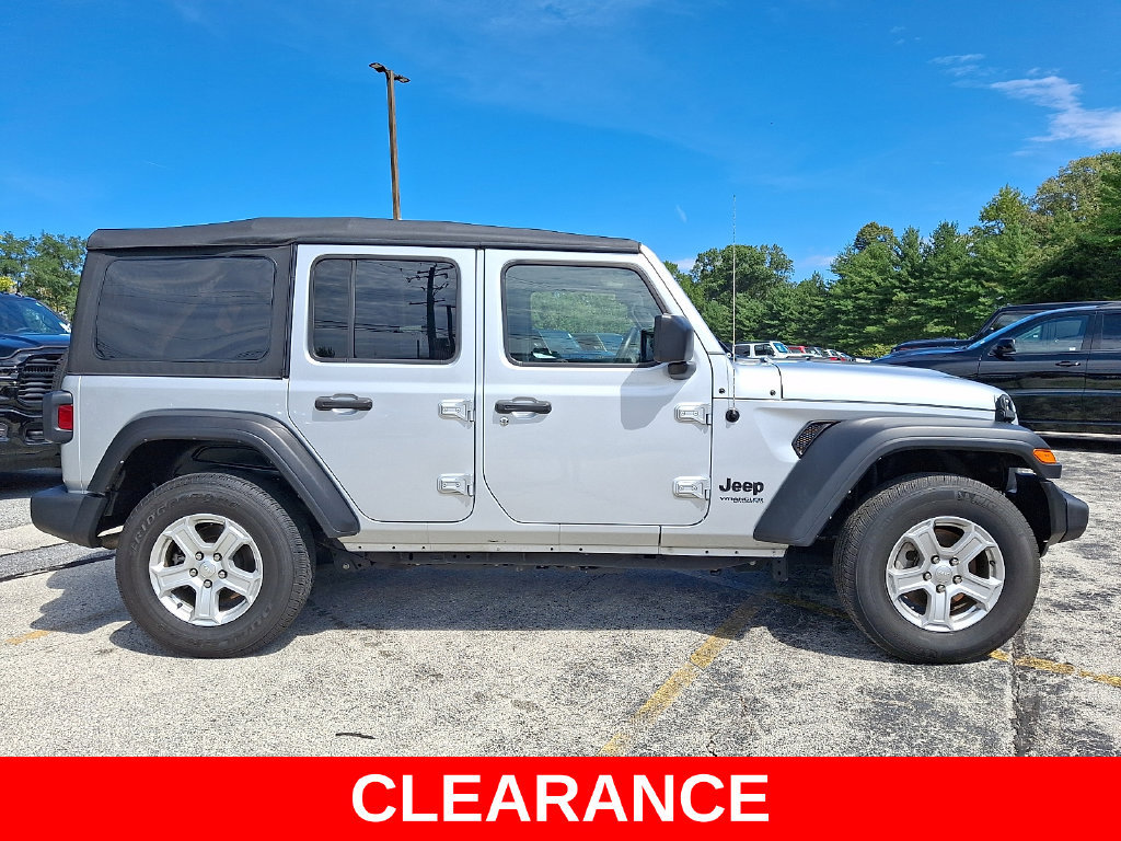 Used 2022 Jeep Wrangler Unlimited Sport AWD/4WD image 7