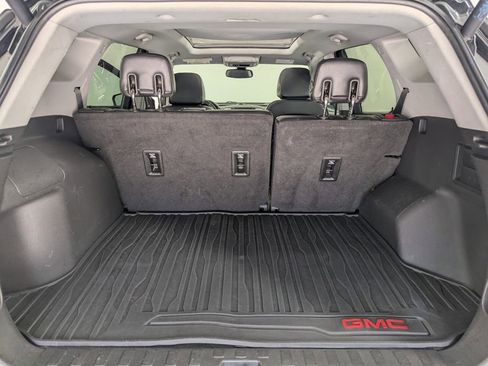 Used 2019 GMC Terrain SLT w/ Preferred Package FWD image 29