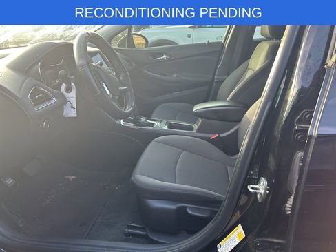 Used 2019 Chevrolet Cruze LS image 8