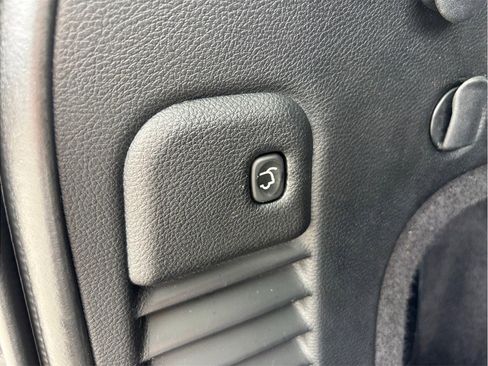 Used 2015 Jeep Grand Cherokee Altitude RWD image 42