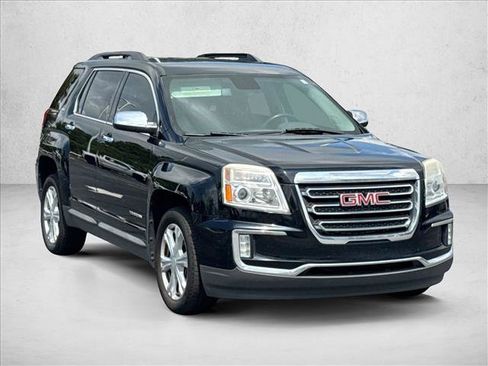 Used 2017 GMC Terrain SLE w/ Chrome Edition FWD image 3