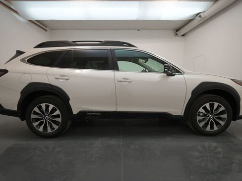 New 2025 Subaru Outback Limited image 9