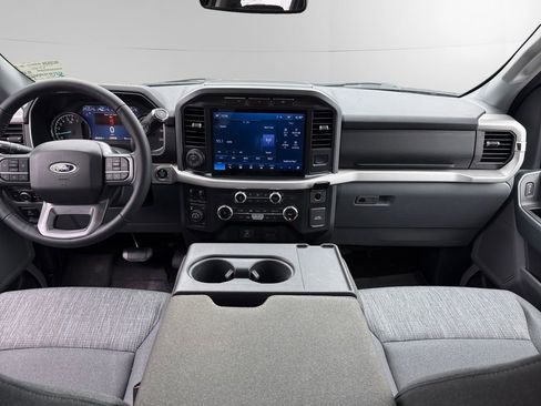 Certified 2022 Ford F150 XLT w/ Equipment Group 302A High image 10