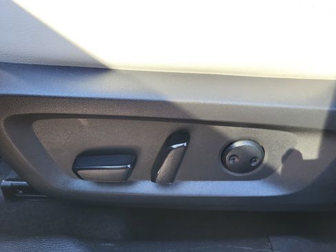 Used 2022 Mitsubishi Outlander SEL image 25