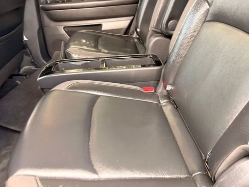 Used 2022 Nissan Pathfinder SL w/ SL Premium Package FWD image 17
