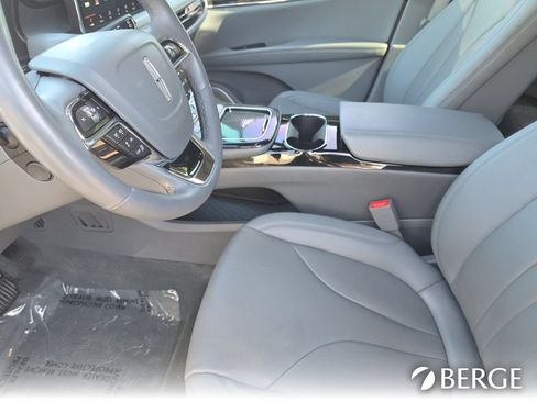 Used 2023 Lincoln Nautilus Reserve w/ Equipment Group 202A AWD/4WD image 13