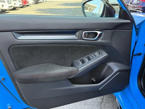 Used 2023 Honda Civic Type R image 19