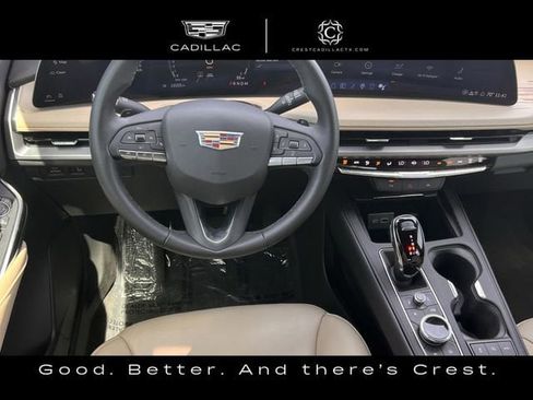 Used 2025 Cadillac XT4 Premium Luxury FWD image 13