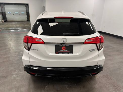 Used 2021 Honda HR-V Sport image 5