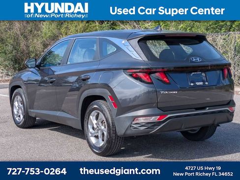 Used 2024 Hyundai Tucson SE FWD image 3