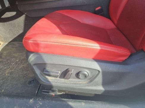 Used 2022 Toyota Camry XSE w/ Driver Assist Package image 11