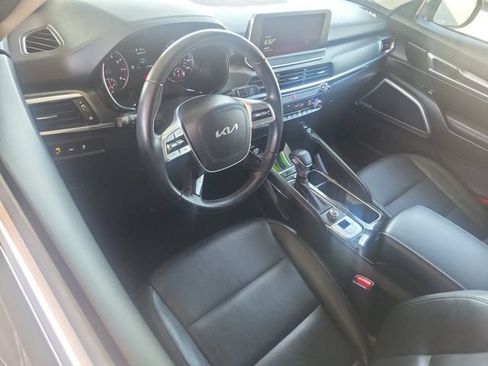 Used 2022 Kia Telluride S FWD image 6