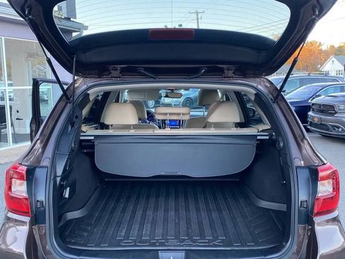Used 2019 Subaru Outback 2.5i Limited image 6