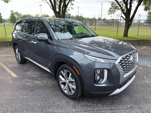 Used 2021 Hyundai Palisade SEL w/ Convenience Package FWD image 3