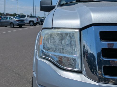 Used 2014 Ford Expedition XLT RWD image 39