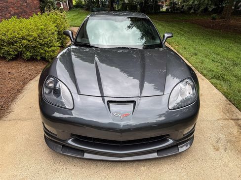 Used 2009 Chevrolet Corvette Z06 w/ Preferred Equipment Group RWD image 9