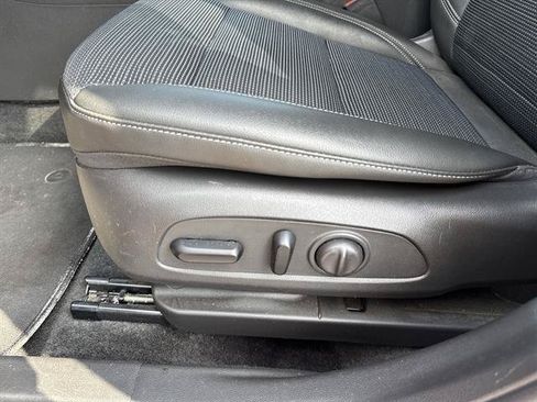 Certified 2024 Buick Envista Preferred w/ Convenience I Package FWD image 42