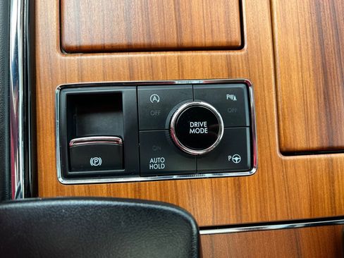 Used 2019 Lincoln Navigator L Reserve image 29