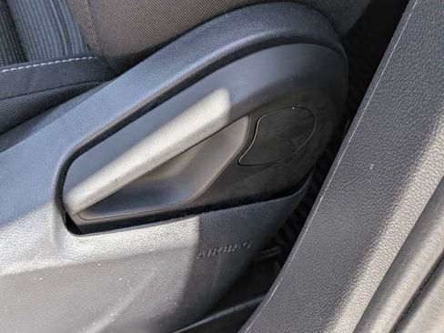 Certified 2024 Volkswagen Tiguan S FWD image 28