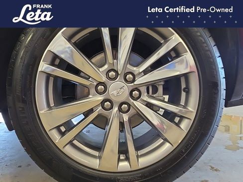 Used 2025 Cadillac XT6 Premium Luxury FWD image 15