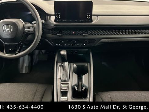 Used 2025 Honda Accord SE image 14
