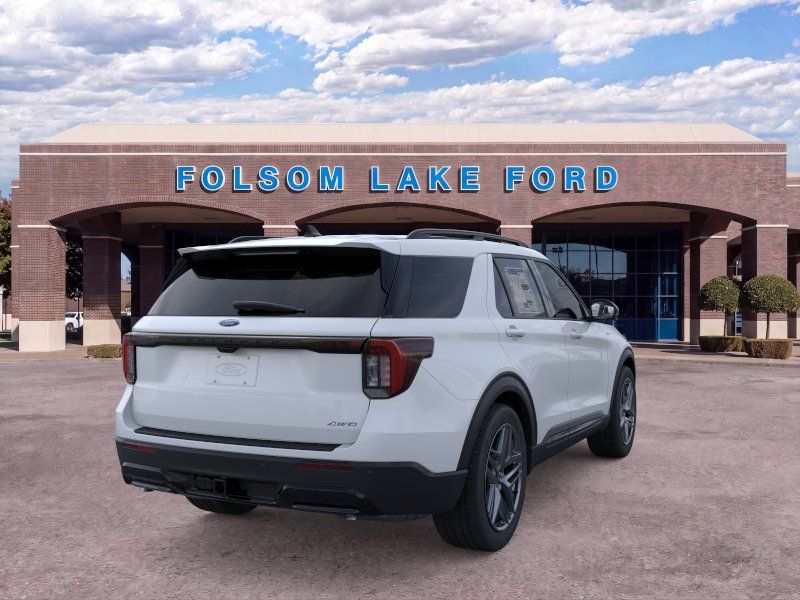 New 2026 Ford Explorer ST-Line w/ ST-Line Street Pack AWD/4WD image 8