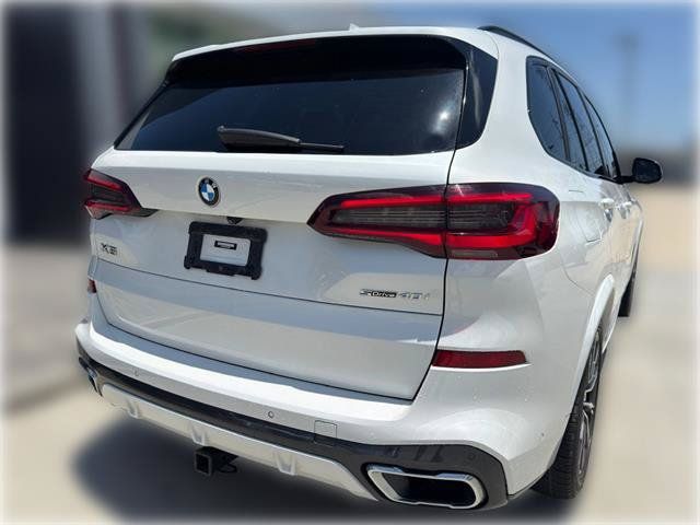 Used 2022 BMW X5 sDrive40i w/ M Sport Package RWD image 8