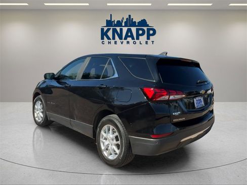 Used 2022 Chevrolet Equinox LT image 3