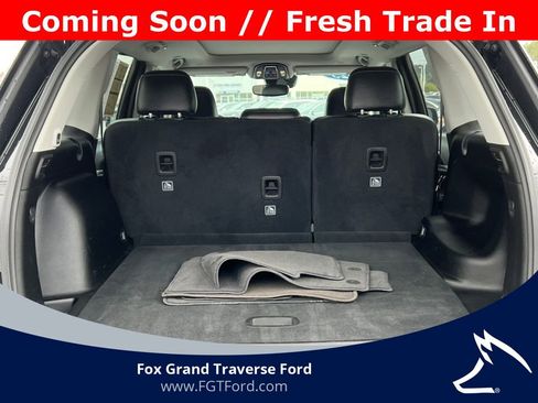 Used 2023 Jeep Grand Cherokee Limited AWD/4WD image 31